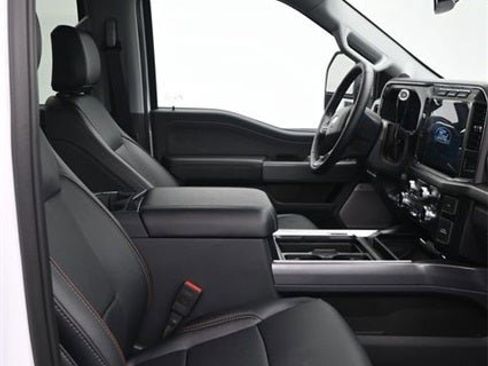 Used 2024 Ford F250 Lariat w/ Sport Appearance Package image 16