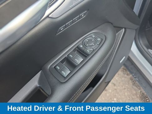 Used 2025 Cadillac XT5 Premium Luxury image 12