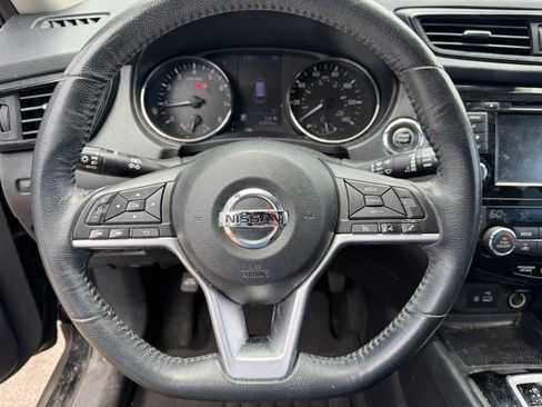 Used 2019 Nissan Rogue SV FWD image 26