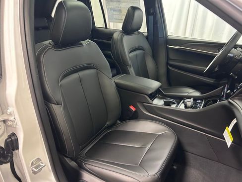 New 2026 Jeep Grand Cherokee Limited AWD/4WD image 23