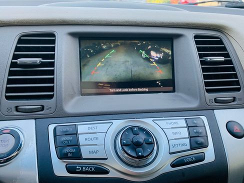 Used 2009 Nissan Murano SL w/ Technology Pkg FWD image 23