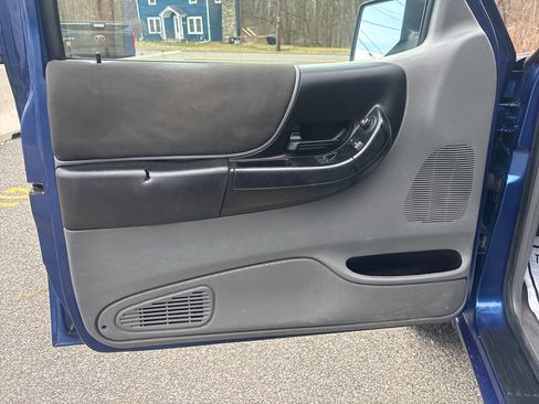 Used 2011 Ford Ranger XLT image 19