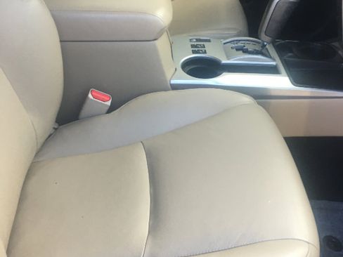 Used 2013 Toyota 4Runner Limited image 14