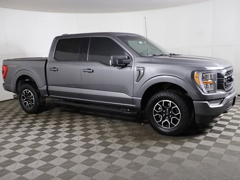 Used 2022 Ford F150 XLT w/ Equipment Group 302A High image 15