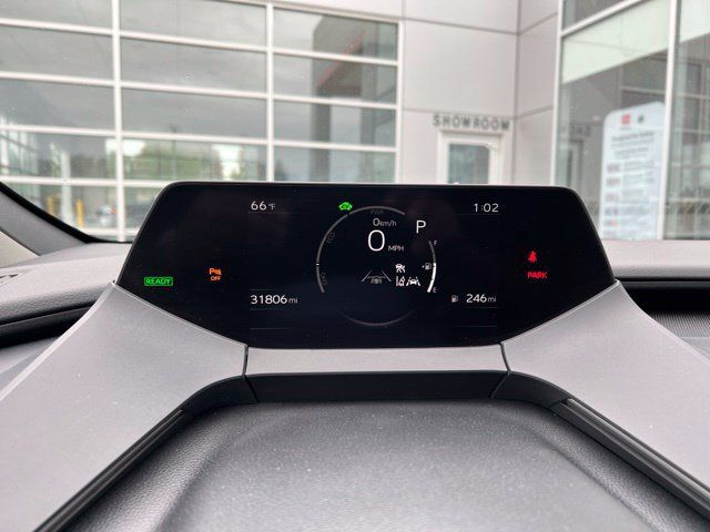 Used 2025 Toyota Prius LE FWD image 14