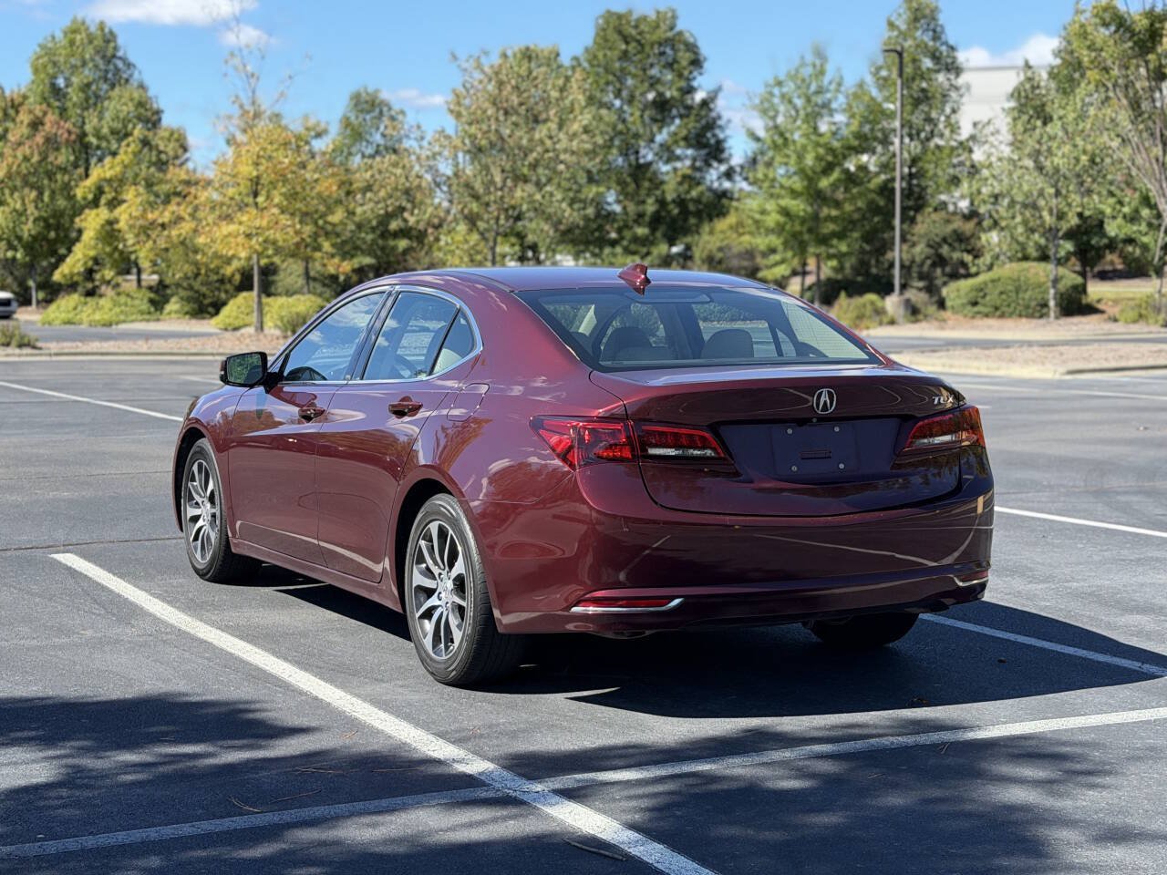 Used 2016 Acura TLX w/ Technology Package FWD image 6