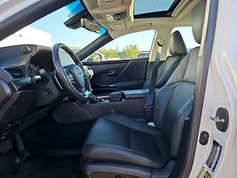 Used 2022 Lexus ES 350 w/ Premium Package FWD image 13