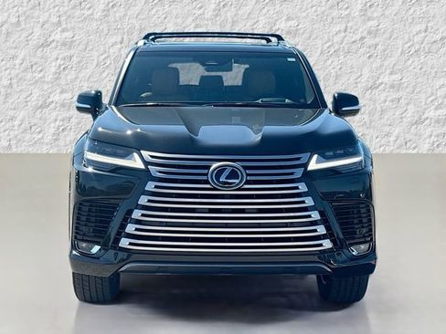 New 2026 Lexus LX 600 4WD w/ Premium Package image 8