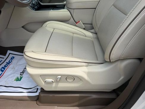 Used 2022 GMC Yukon Denali AWD/4WD image 22