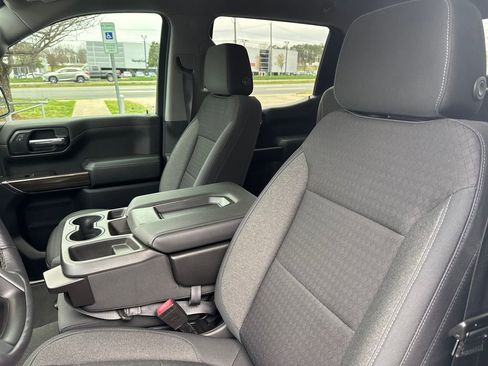 Used 2019 Chevrolet Silverado 1500 LT w/ All-Star Edition image 9