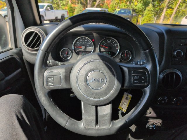 Used 2018 Jeep Wrangler Unlimited Sport AWD/4WD image 29