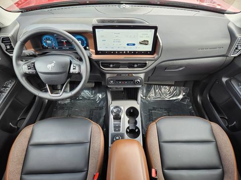 Used 2025 Ford Bronco Sport Outer Banks w/ Outer Banks Tech Package+ AWD/4WD image 19