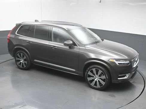 Certified 2023 Volvo XC90 B6 Ultimate w/ Protection Package Premier AWD/4WD image 43
