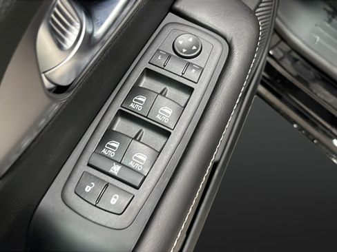 New 2026 Chrysler Voyager LX FWD image 20