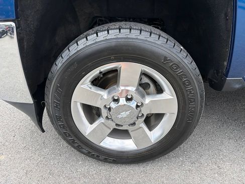 Used 2016 Chevrolet Silverado 2500 LTZ w/ Duramax Plus Package AWD/4WD image 12