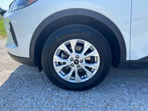 Used 2023 Ford Escape Active w/ Tech Pack #2 AWD/4WD image 16