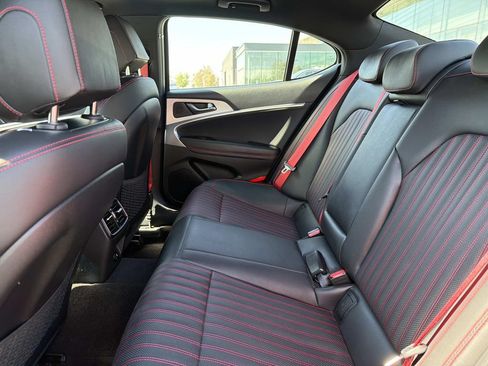 Used 2023 Genesis G70 2.0T w/ Sport Prestige Package RWD image 13