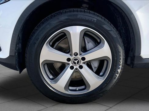 Used 2019 Mercedes-Benz GLC 300 image 11