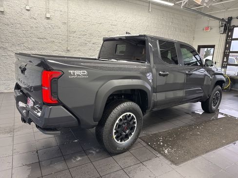 New 2025 Toyota Tacoma TRD Off-Road image 8