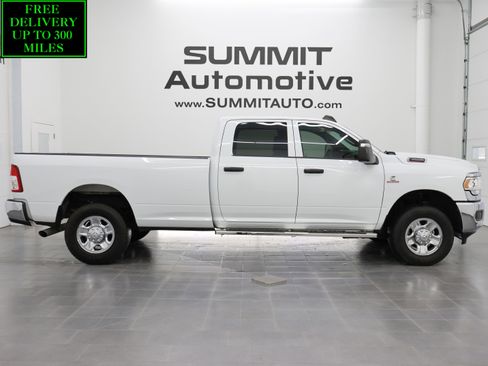 Used 2024 RAM 3500 Tradesman w/ Chrome Appearance Group image 1