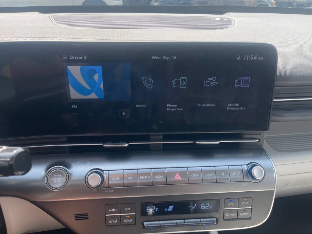 Used 2025 Hyundai Kona SEL FWD image 21
