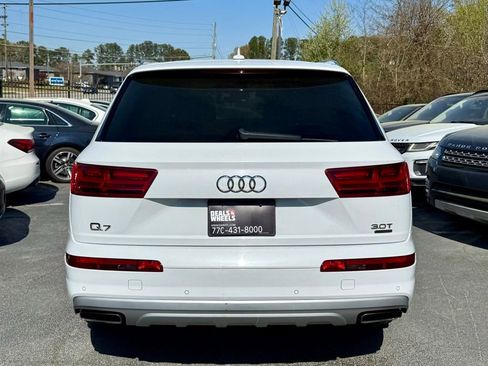 Used 2017 Audi Q7 3.0T Premium Plus image 10