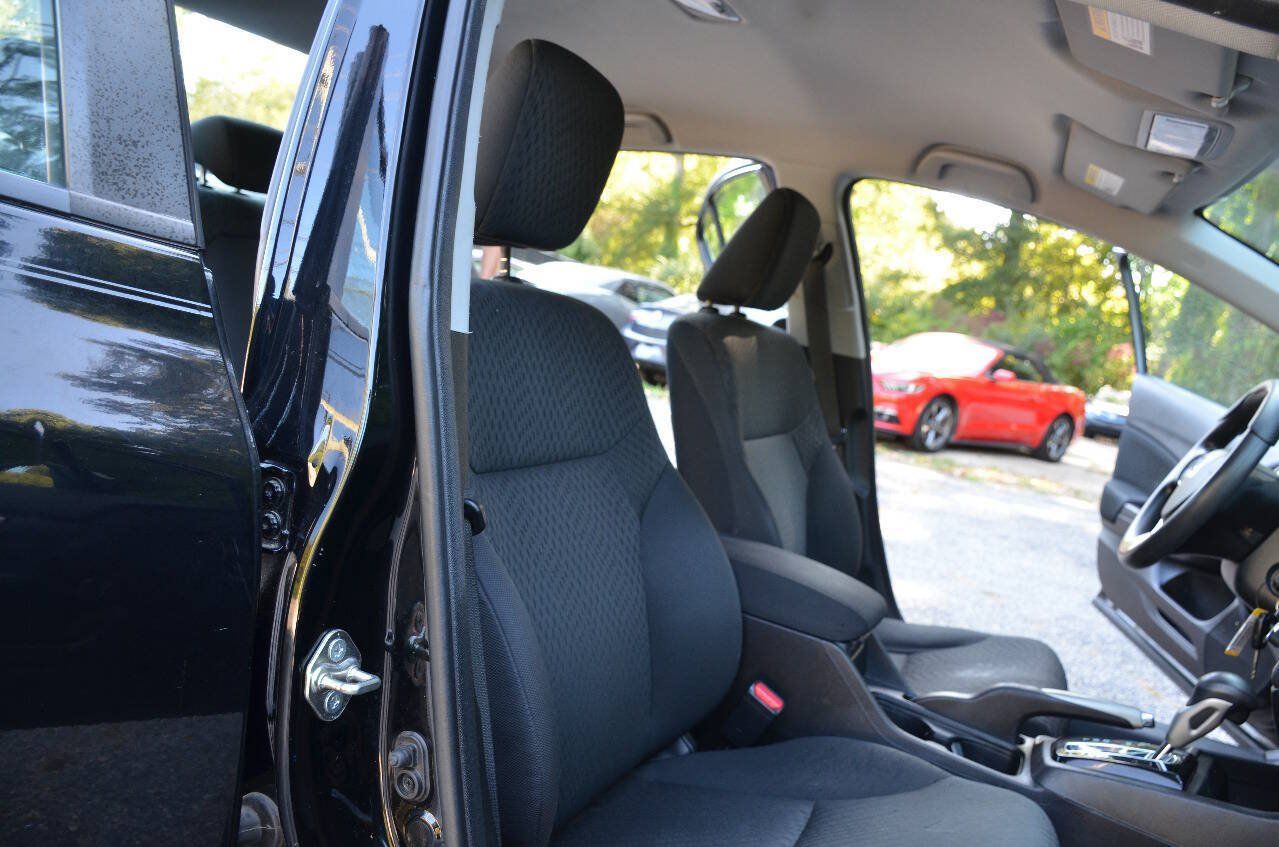 Used 2015 Honda Civic SE image 12