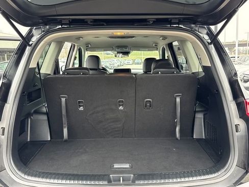 Used 2022 Kia Telluride LX image 11