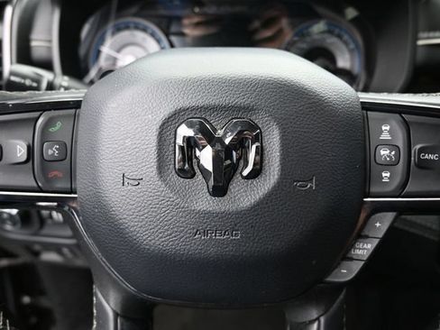 Used 2022 RAM 1500 Limited AWD/4WD image 23