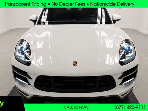 Used 2018 Porsche Macan Turbo AWD/4WD image 12