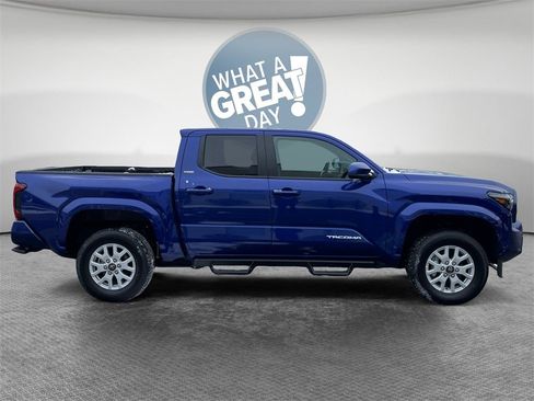 Certified 2025 Toyota Tacoma SR5 image 2