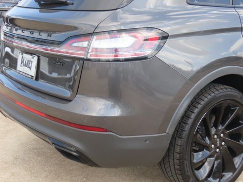 Used 2020 Lincoln Nautilus Reserve w/ Equipment Group 201A FWD image 10