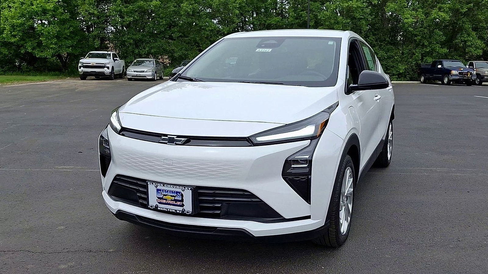 New 2027 Chevrolet Bolt LT w/ Comfort Package FWD image 6