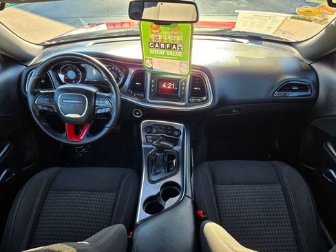 Used 2017 Dodge Challenger SXT image 37