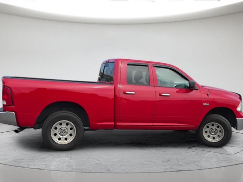 Used 2018 RAM 1500 Classic SLT AWD/4WD image 5