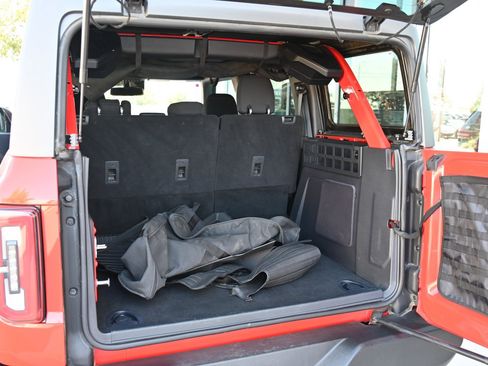 Used 2022 Ford Bronco Wildtrak image 14