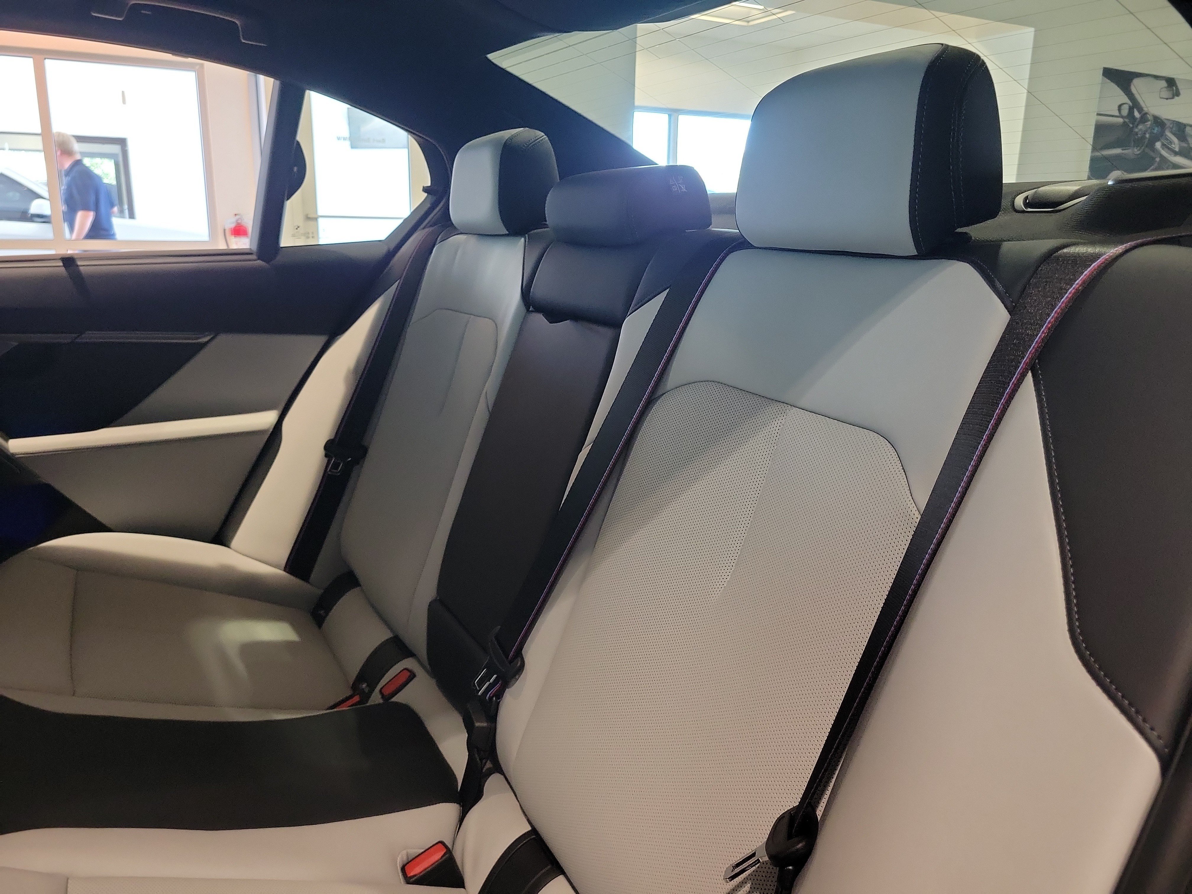 New 2027 BMW M5 w/ Carbon Package AWD/4WD image 8
