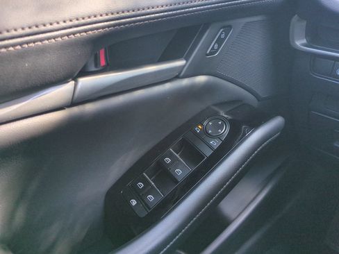 New 2026 MAZDA MAZDA3 s FWD image 24