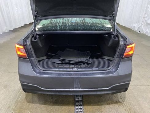 Used 2022 Subaru Legacy Premium image 12