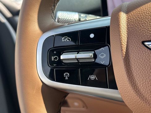 New 2026 Genesis GV70 2.5T Advanced AWD/4WD image 19