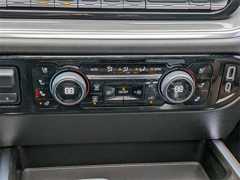 Used 2025 Chevrolet Silverado 1500 High Country w/ High Country Premium Package image 27