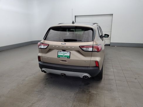 Used 2021 Ford Escape Titanium w/ Titanium Premium Package FWD image 7