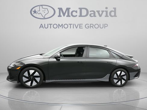 Used 2024 Hyundai Ioniq 6 SE RWD image 5