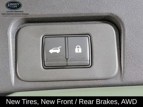 Used 2026 Nissan Rogue SL AWD/4WD image 17