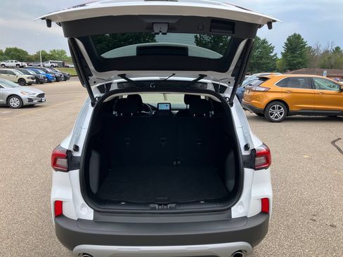 Used 2023 Ford Escape Active AWD/4WD image 15