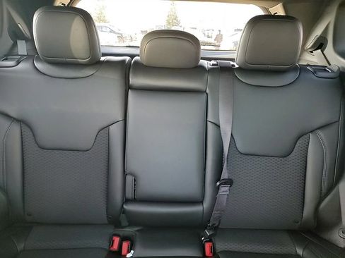 New 2026 Jeep Compass Latitude image 19