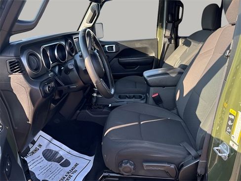 Used 2022 Jeep Wrangler Unlimited Sport w/ Technology Group image 7