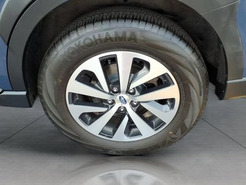 Used 2023 Subaru Outback Premium AWD/4WD image 26