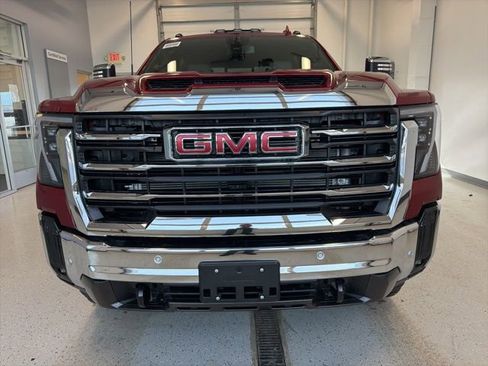 New 2026 GMC Sierra 3500 SLT w/ SLT Premium Package AWD/4WD image 8