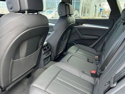 Used 2025 Audi Q5 2.0T Premium Plus w/ Premium Plus Package image 12